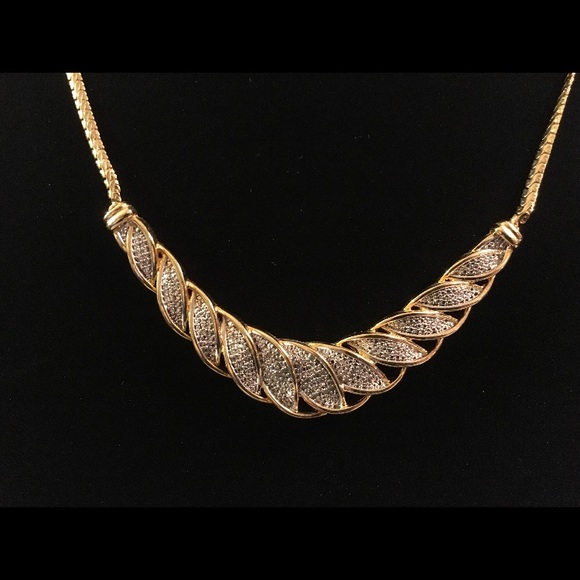 Jewelry - Genuine diamond and gold necklace